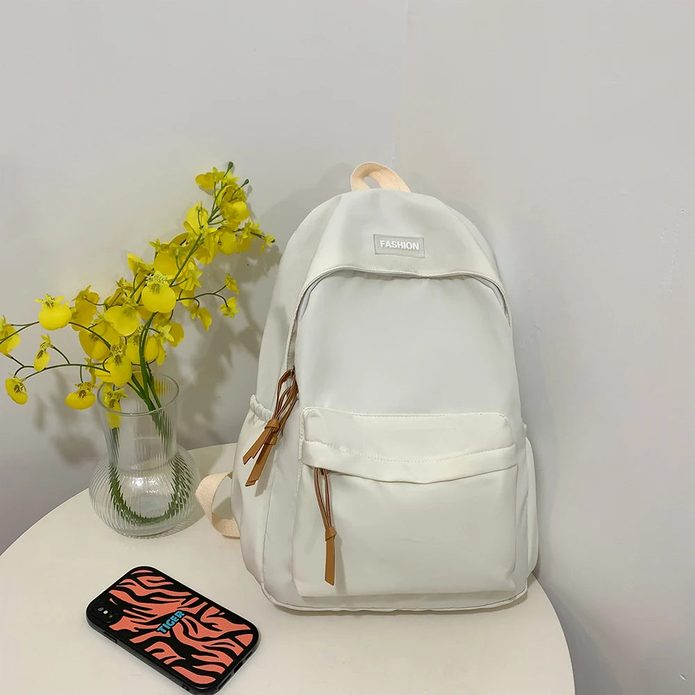 Stylish and Versatile Classic School Backpack – Perfect for School and Everyday Use