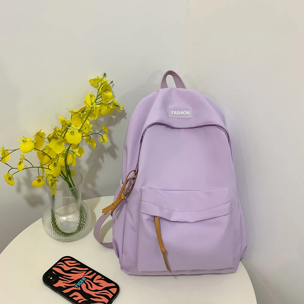 Stylish and Versatile Classic School Backpack – Perfect for School and Everyday Use
