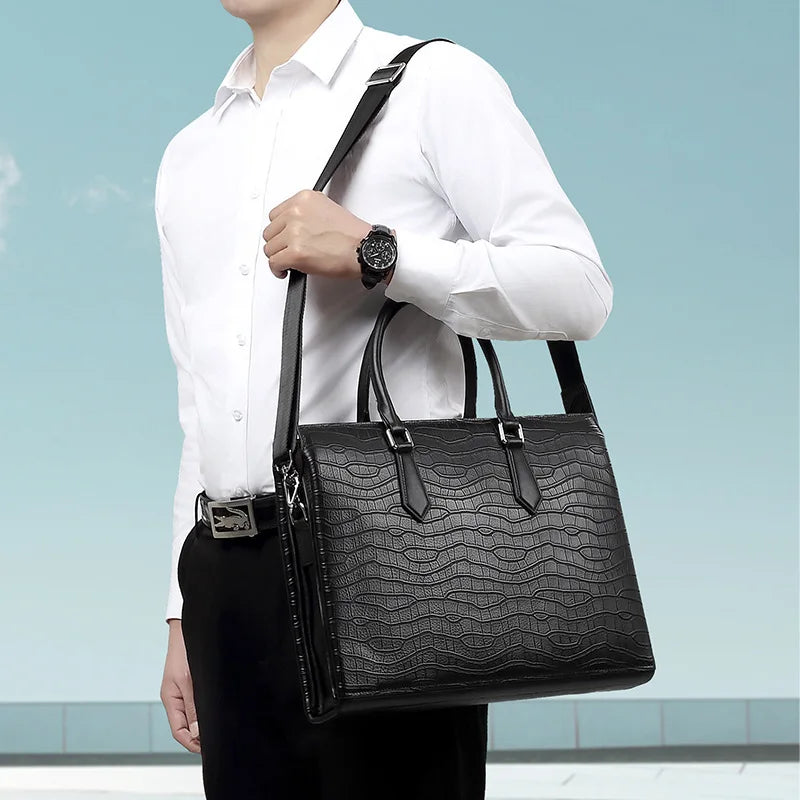Bromma - Läderportfölj för Herr – Rymlig Datorväska & Messenger Bag i Skinn 15,6"